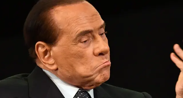 Berlusconi, siamo a anticamera dittatura