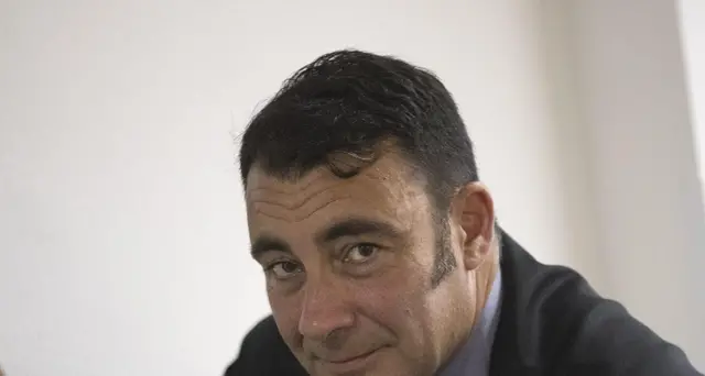 Politici spiati: 4 rischiano processo
