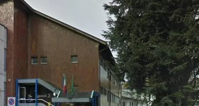 Insegnante aggredita, confessa studente