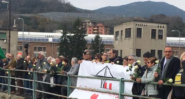 A 3 mesi crollo ponte, ricordate vittime