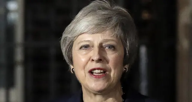 Brexit, sì del governo Gb all'intesa