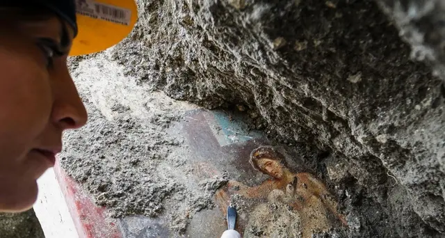 Leda e il cigno, Pompei a luci rosse