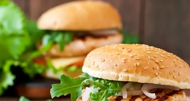 Usa,via libera agenzie a carne sintetica