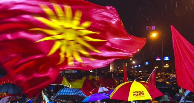 Macedonia: protesta contro cambio nome