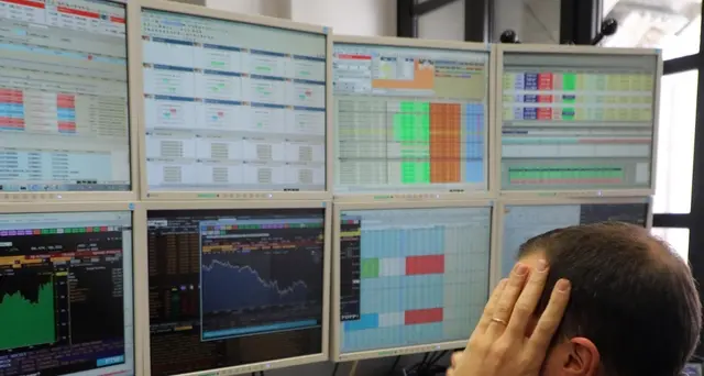 Spread Btp/Bund sfonda soglia 330 punti
