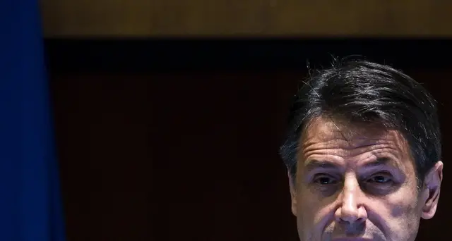 Conte, manovra solida. Riduce debito