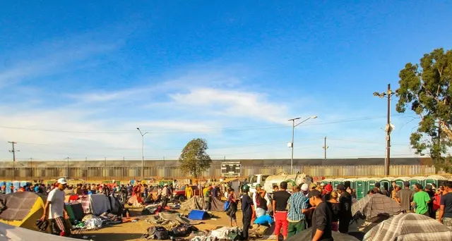 Messico arresta 300 migranti verso Usa