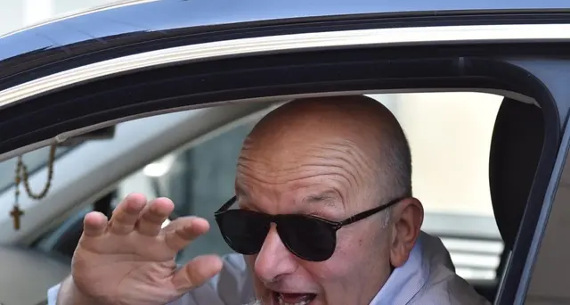 Tiziano Renzi, diverso da Di Maio padre