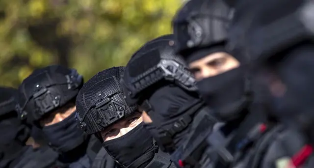 Terrorismo, voleva usare armi chimiche