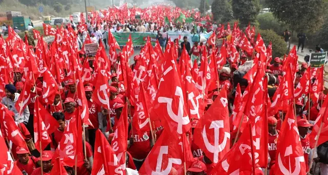 India, marcia di contadini a Delhi