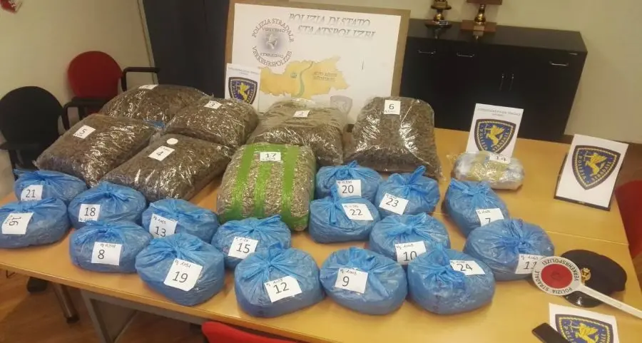 Maxisequestro di marijuana sull'autostrada del Brennero