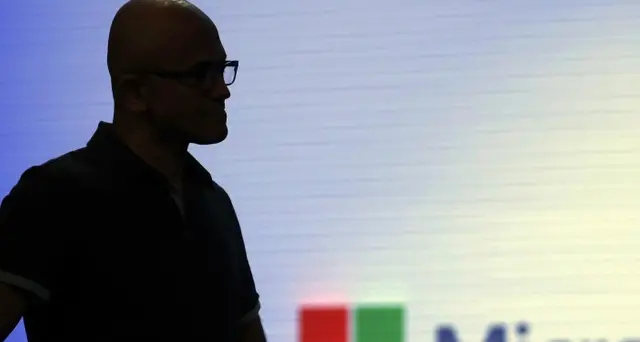 Microsoft supera Apple, poi recupero