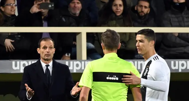 Scritte-choc, Allegri \"Vanno arrestati\"