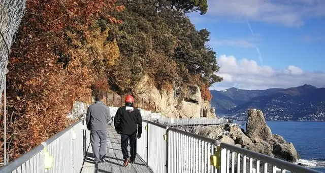 Pronta passerella pedonale Portofino