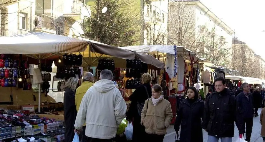 Via Capri, nuova farmacia Sabato orario continuato