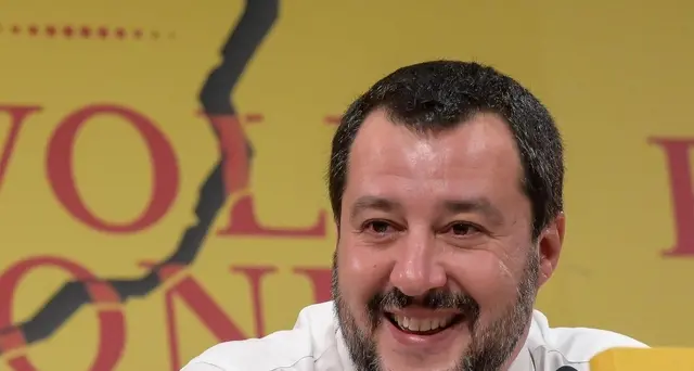 Salvini, quota 100-reddito a inizio anno