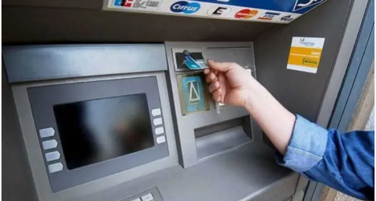 Commercio online, nuova truffa per i venditori: alla fine sono loro a pagare invece di incassare