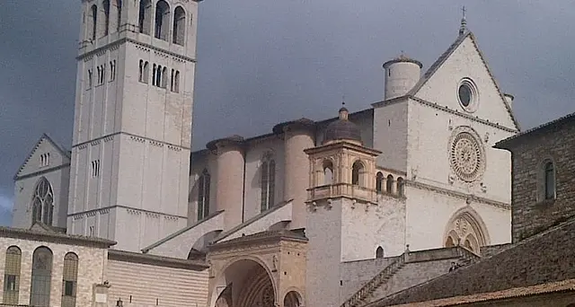 Messaggio pace MO da presepe Assisi