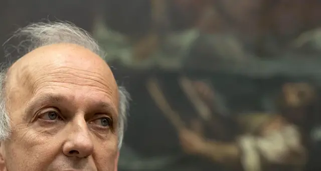 Il ministro dell'Istruzione annuncia: \"Meno compiti a casa per le vacanze di Natale\"