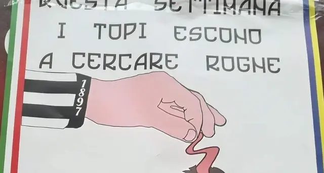 Derby Torino, manifesti 'granata fogne'