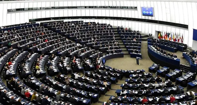 Strasburgo, non si può uscire da PE