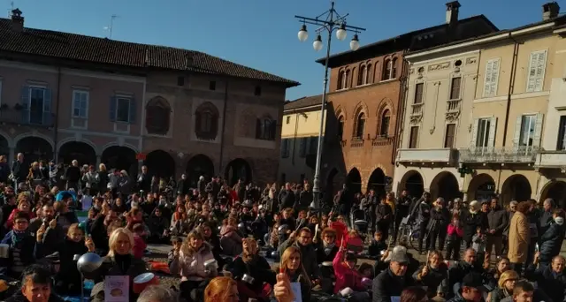 Lodi: giudici, discriminazione su mense