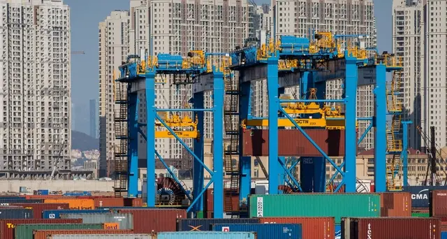 Istat, export ottobre +2,5%, +9,6% annuo
