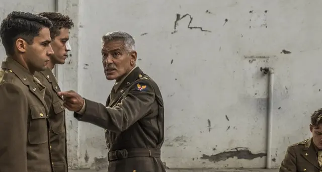 Catch-22, prime foto set serie Clooney