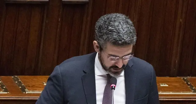 Fraccaro: tempo a Camere per ok manovra