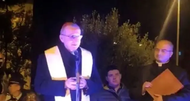 Parolin a Taranto,accoglienza commovente