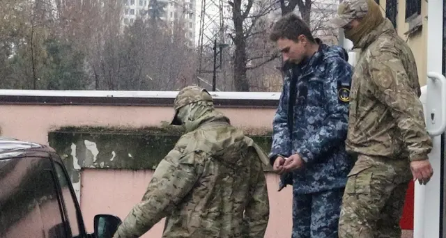 Crimea: Mosca non libera marinai ucraini