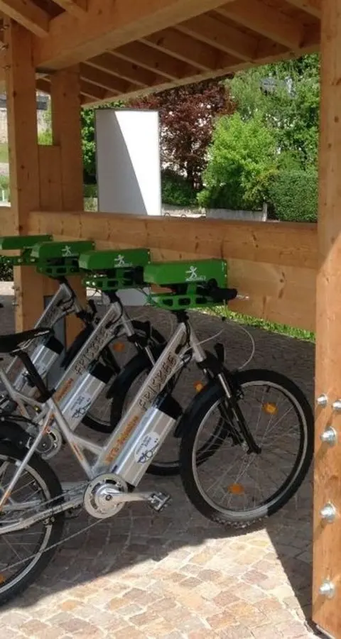 In bicicletta a Lana: venti interventi, priorità sicurezza
