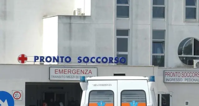 Botti:sposta petardo, genitali ustionati