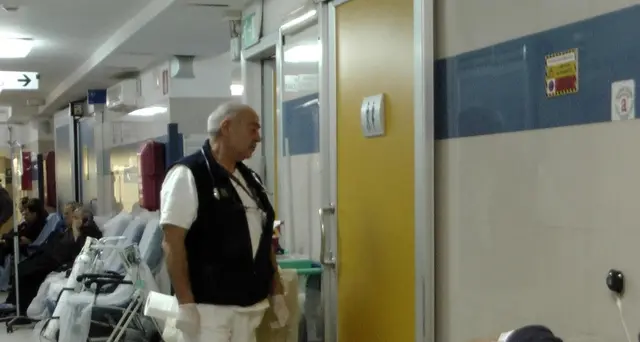 Cade da letto ospedale e muore, autopsia