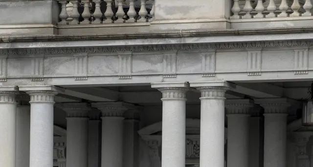 Usa, stop ad aumenti per membri governo