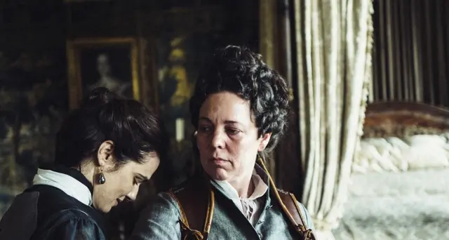 La Favorita domina Bafta, Dogman in gara