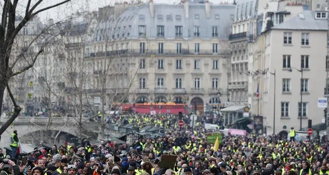 Sabato protesta gilet gialli a Bourges