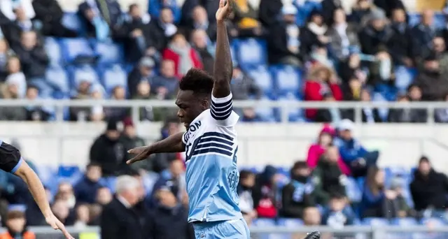 C.Italia: 4-1 al Novara, Lazio ai quarti