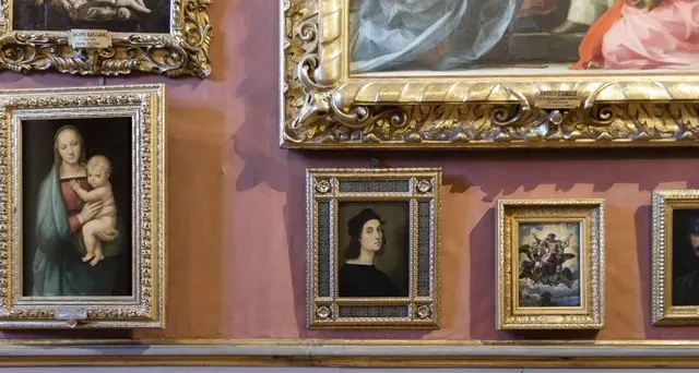 Tornato a Firenze autoritratto Raffaello