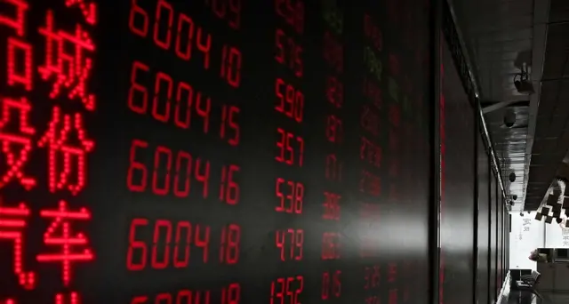 Borsa, Shanghai apre a -0,05%