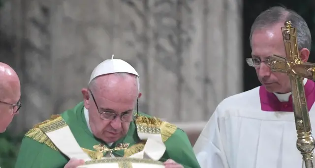 Papa 'commissaria' il Coro della Sistina