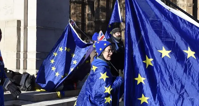 May, status dei cittadini Ue sarà gratis