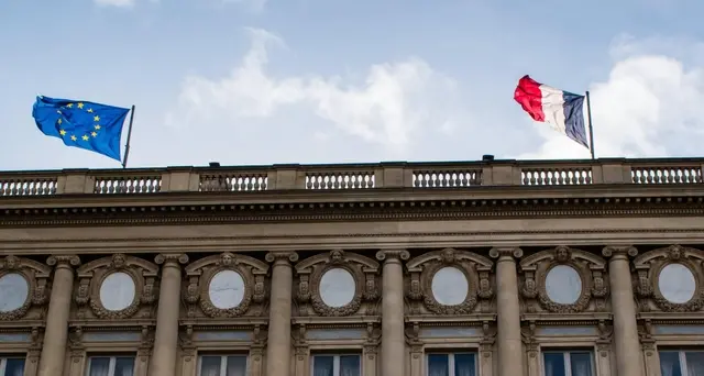 Ambasciatore Italia convocato a Parigi