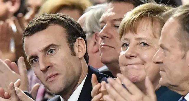 Tusk: Aquisgrana non è alternativa a Ue