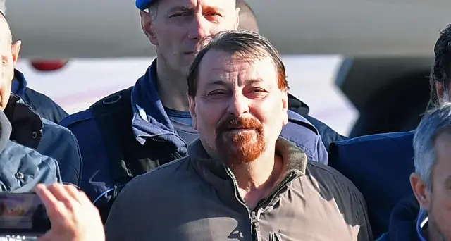 Battisti: \"trattato male dai media\"