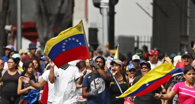 Trump potrebbe riconoscere Guaido leader