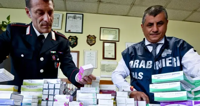 Furti di farmaci, arresti dei Nas