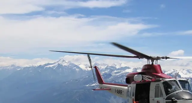Elicottero contro aereo, 4 morti