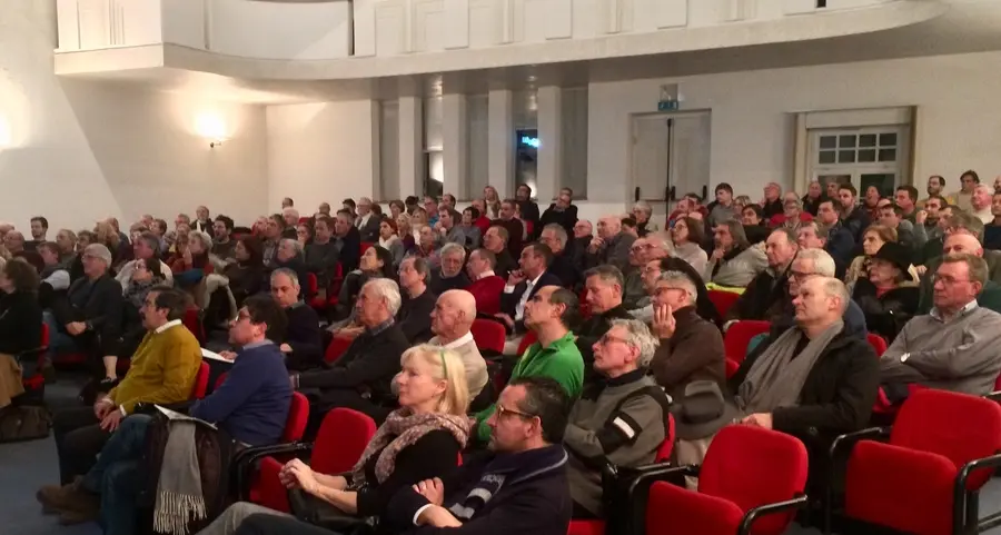 La battaglia di Steinach «Bus in piazza della Rena»