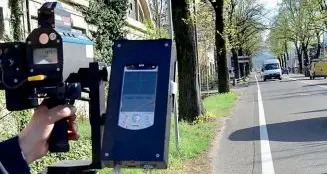 Contesta il telelaser e \"salva\" la patente